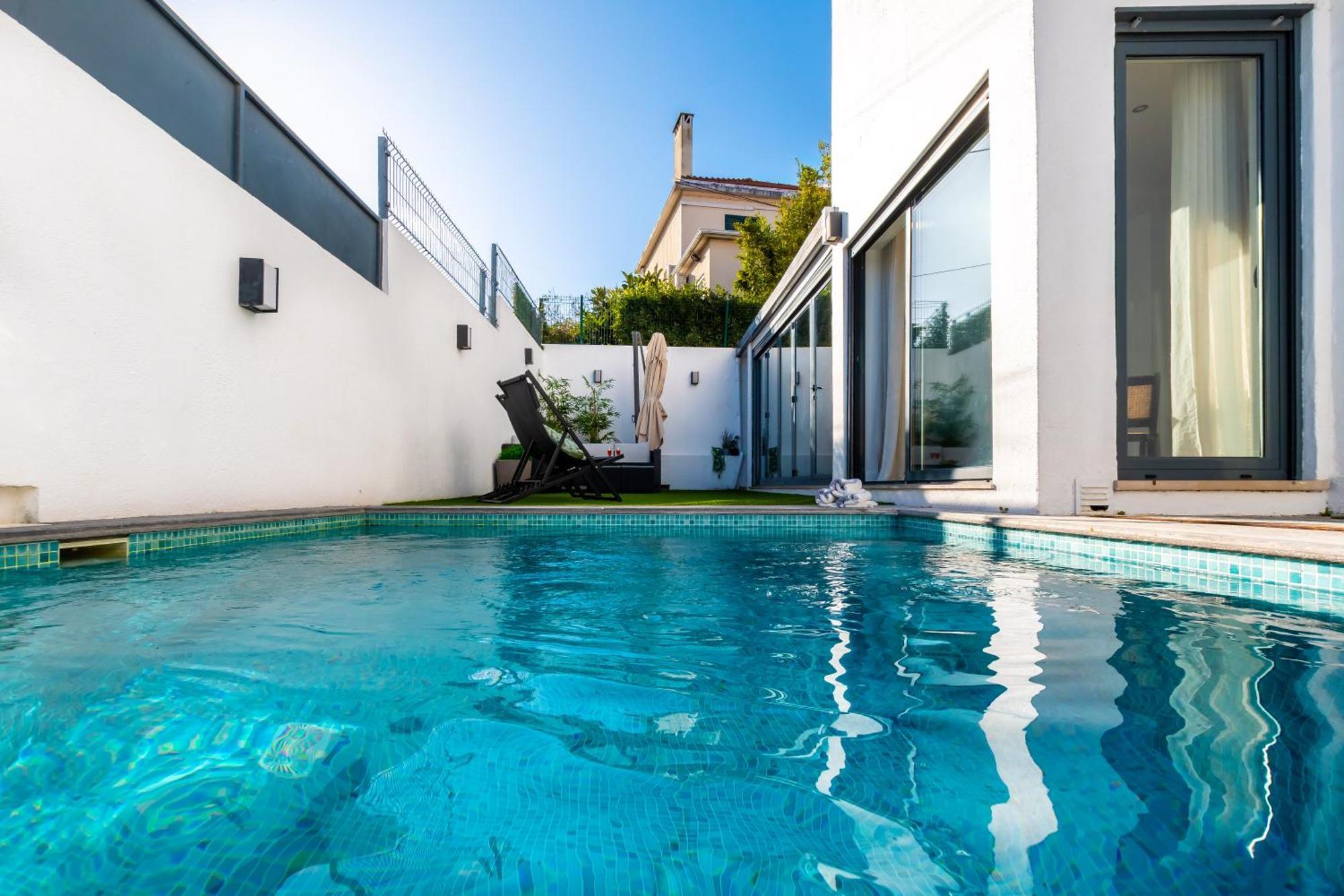 Luxury Villa With A Pool In The City - No Parties Allowed Lisboa Exterior foto